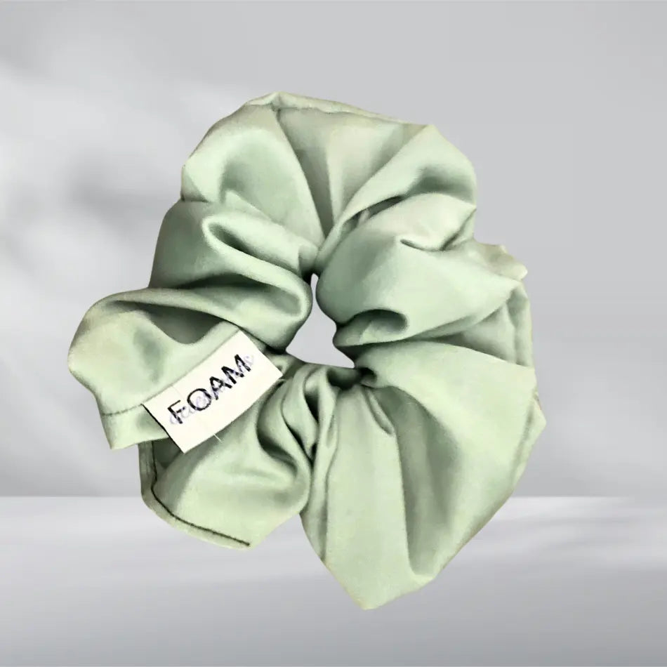 Satin scrunchie - Satinhårsnodd Forest green FOAM Accessories