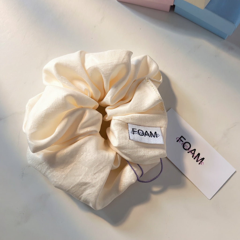 Satinsnodd - Cream white