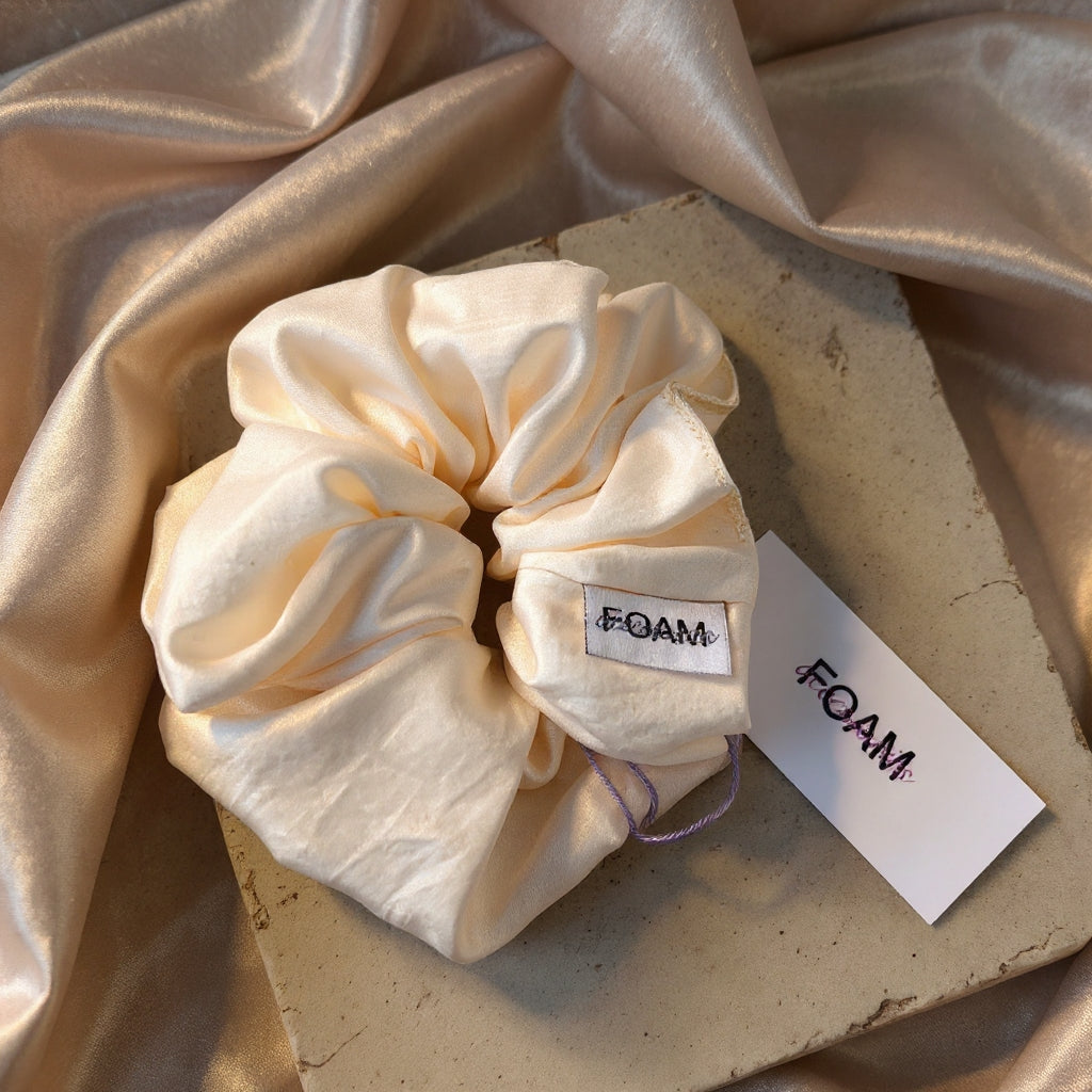 Satinsnodd - Cream white